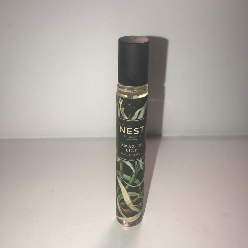 NEST Amazon Lily Roll-On